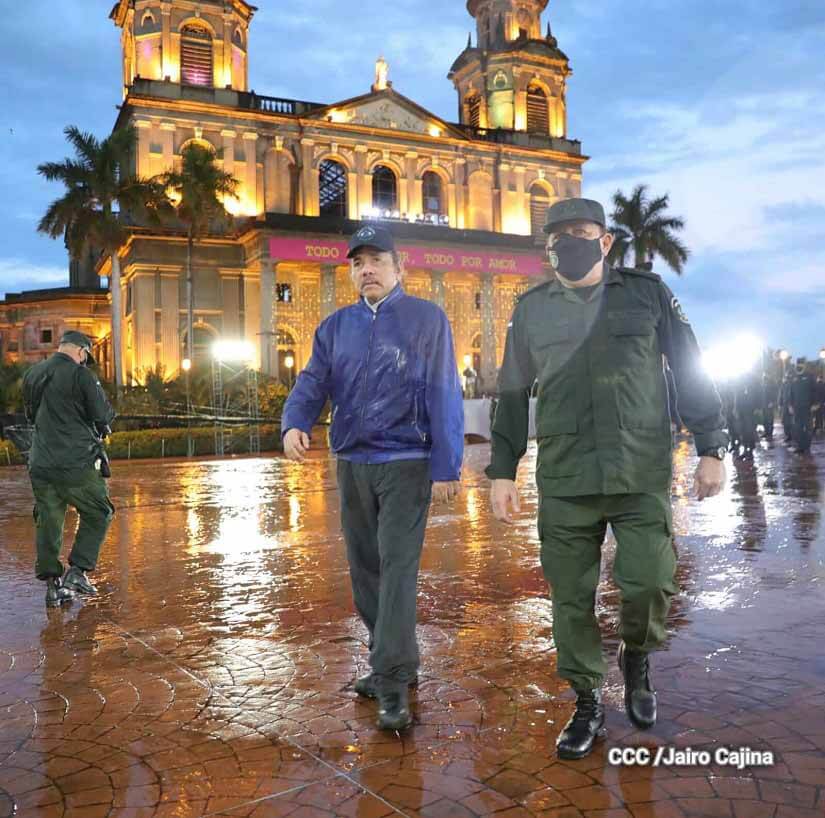COMANDANTE